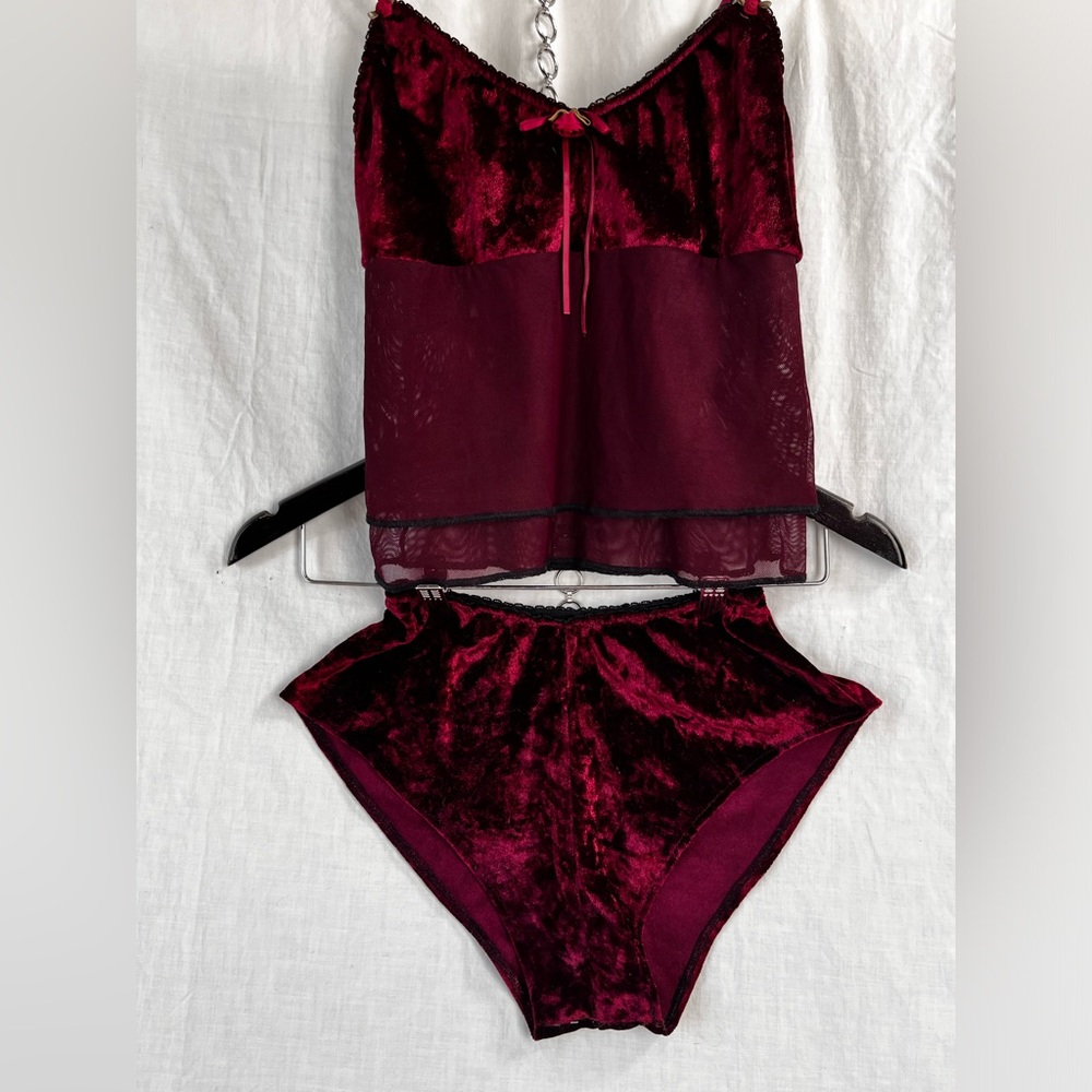 Vintage Velvet Sexy Set Malini Women Medium 90s Maroon Mesh Flower Appliqué PJs